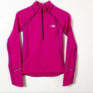 THE NORTH FACE Vapor Wick Pullover Fuchsia